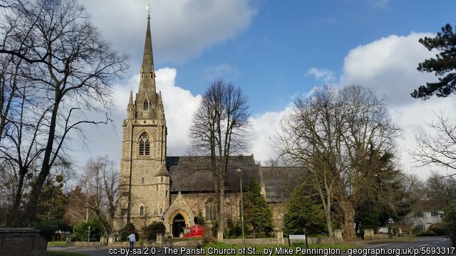 Exterior image of 617144 East Molesey St Paul