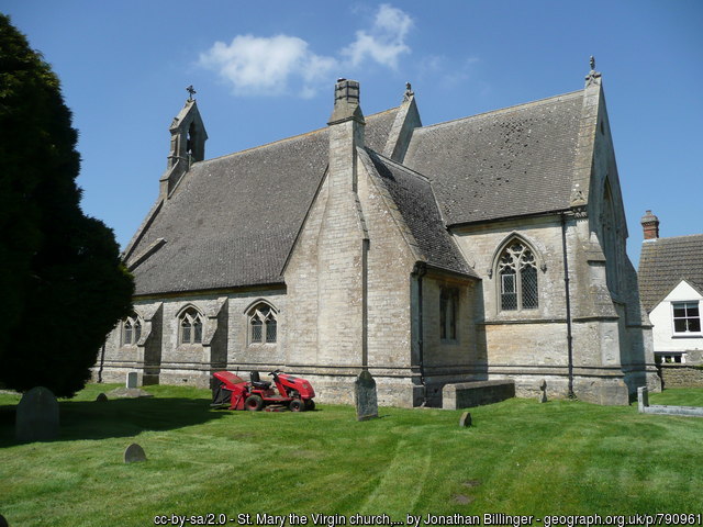 Exterior image of 634475 Bradenstoke St Mary