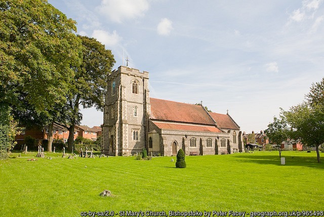 Exterior image of 641222 Bishopstoke St Mary