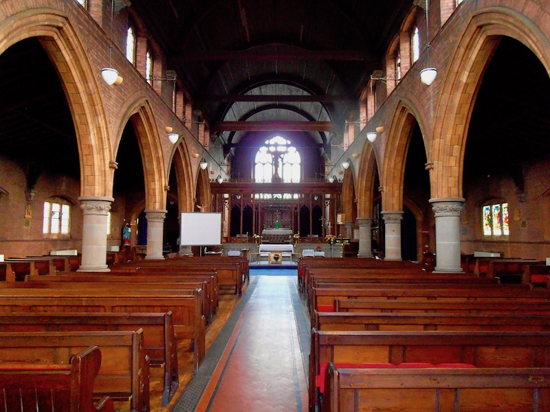 620196: West Bromwich St Philip interior