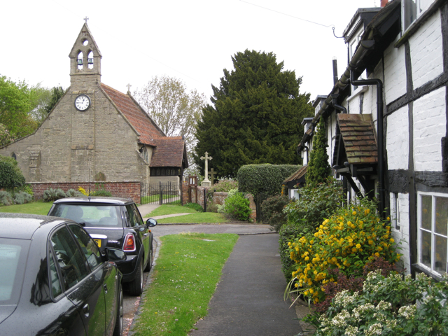 Exterior image of 611158 Holy Trinity, Norton Lindsey
