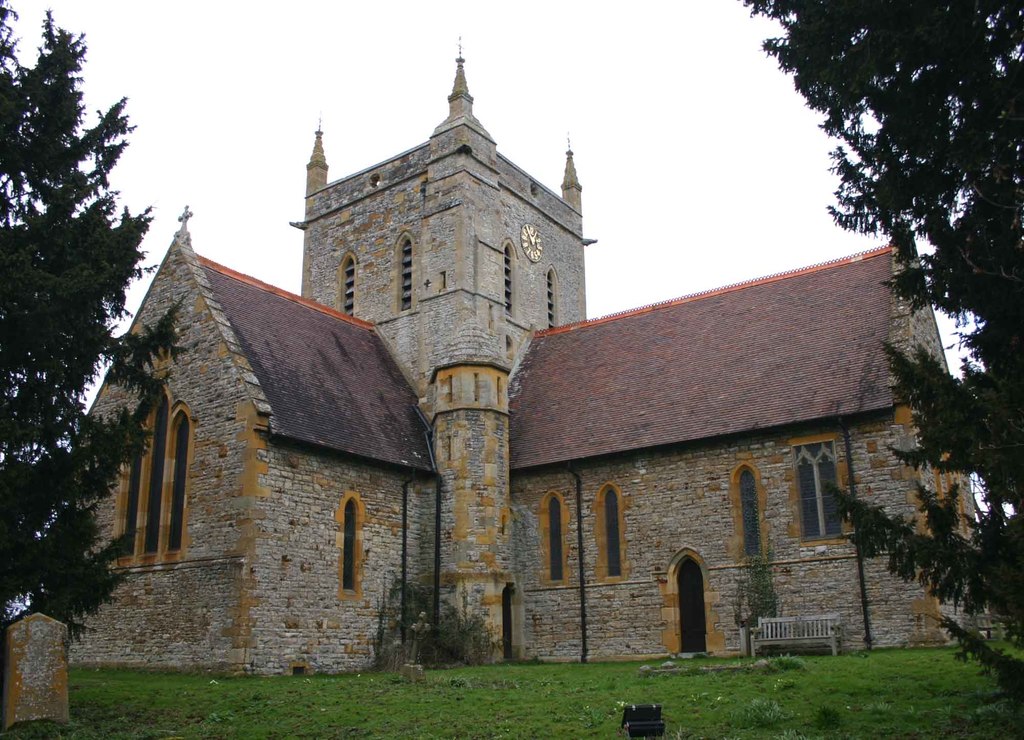 Exterior image of 611191  St Mary and the Holy Cross, Alderminster