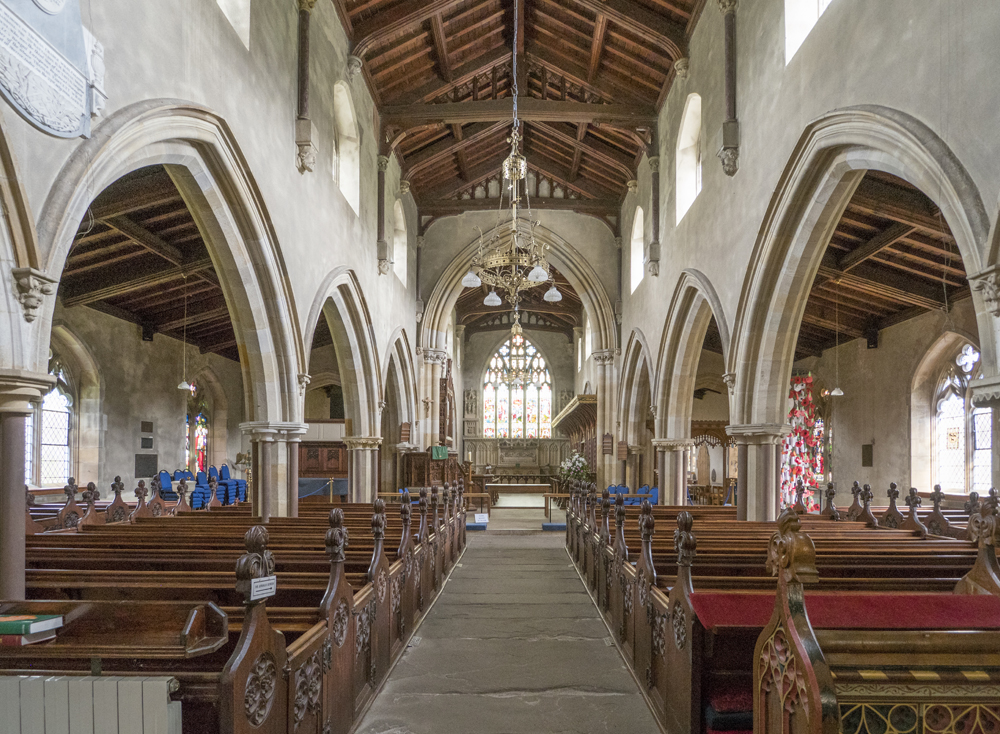 Interior image of 646038 St Andrew, Aysgarth