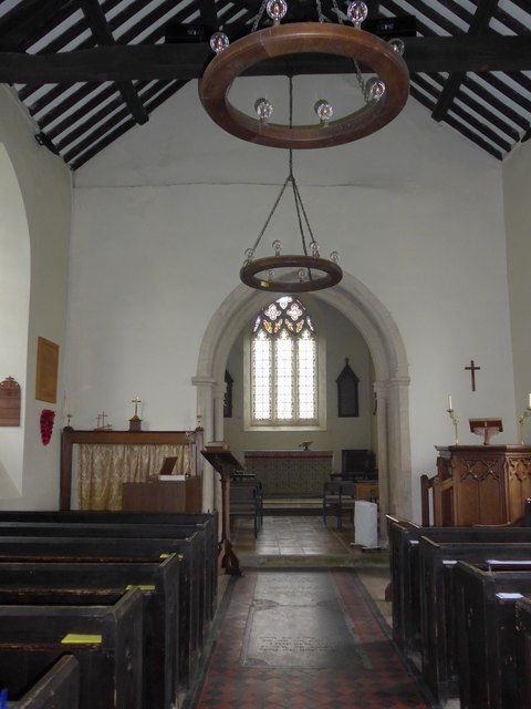 Interior image of 627030 St. Mary, Ardley w Fewcott
