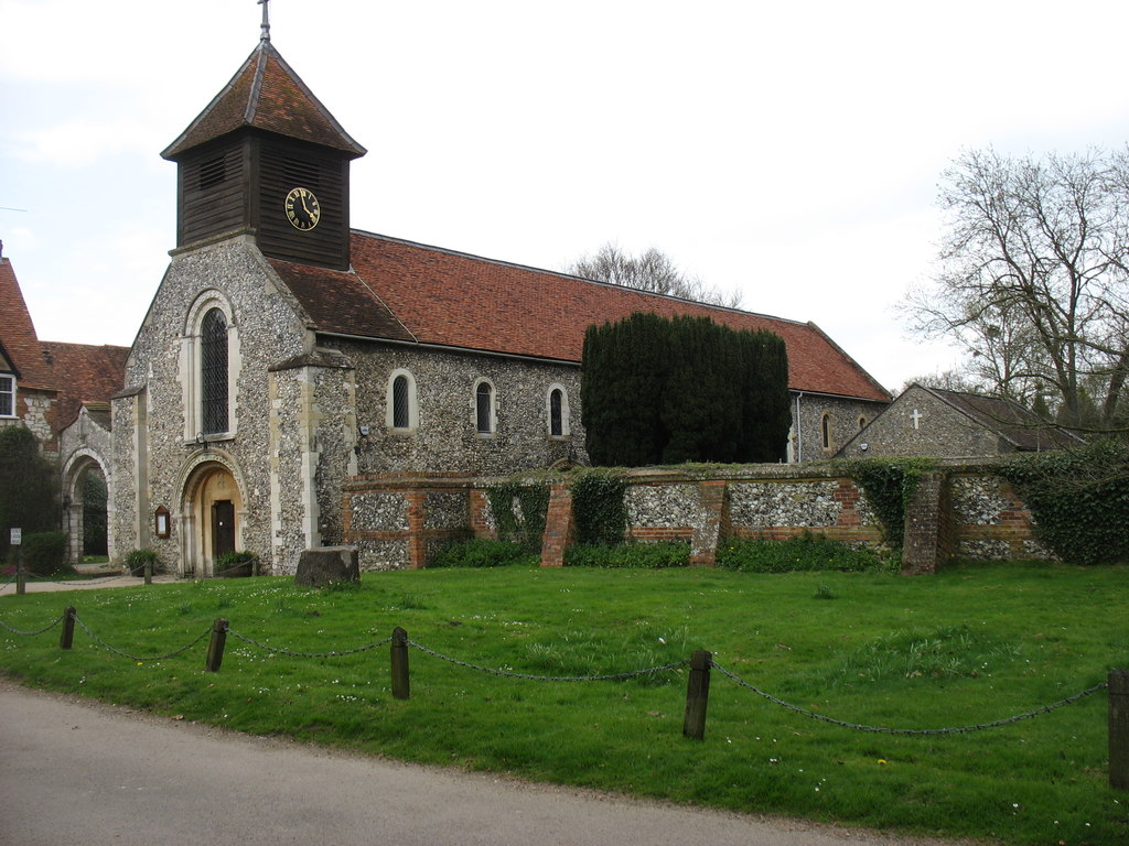 Exterior image of 627379 St Mary the Virgin, Hurley