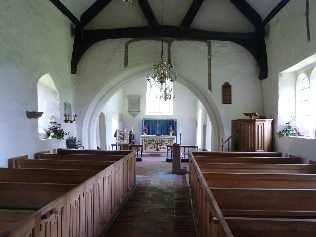 Interior image of 627601 St Nicholas, Chearsley