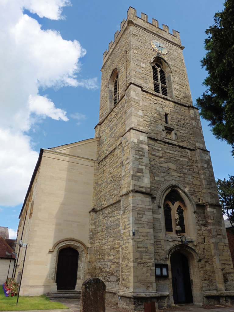 Exterior image of 627721  St Mary & St Giles Church, Stony Stratford