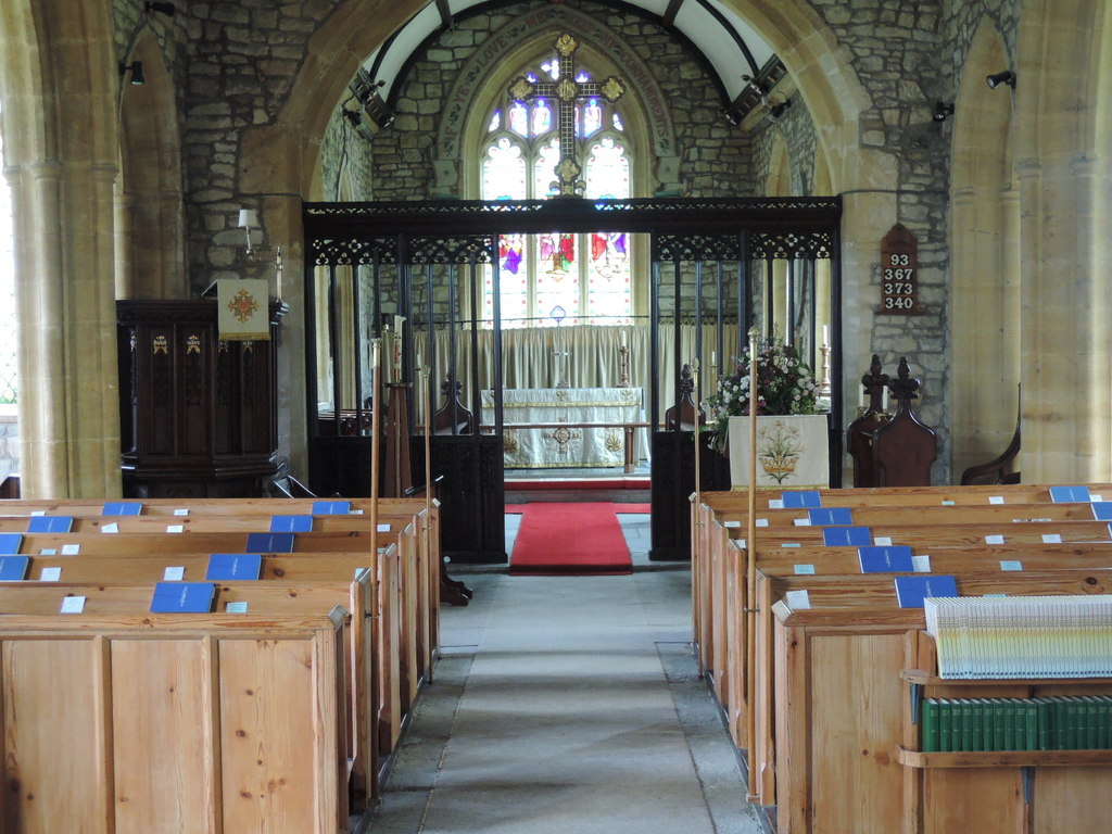 Interior image of 601568 St Peter, Staple Fitzpaine