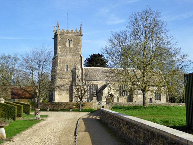 Exterior image of 605216  St Peter & St Paul, Great Somerford