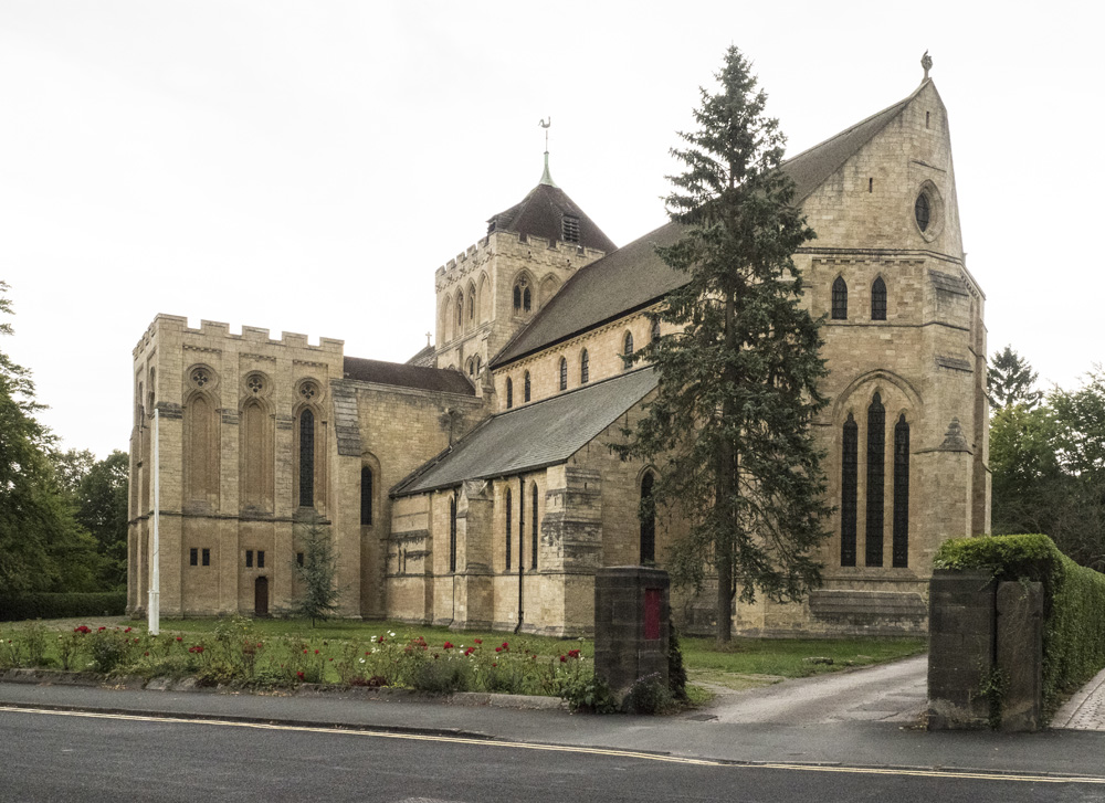 Exterior image of 646284 St Wilfred, Harrogate