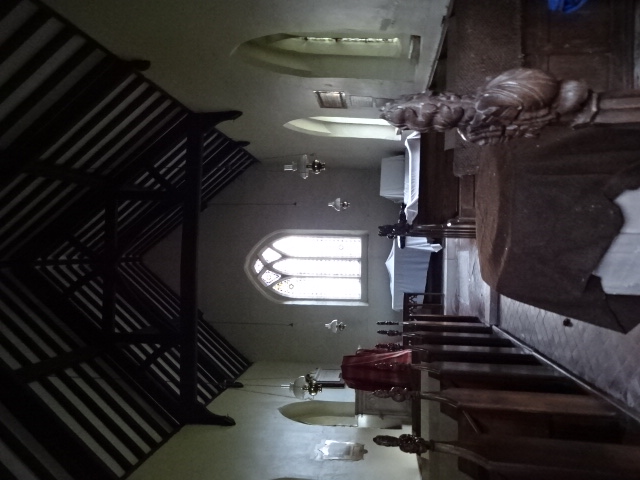 642192 Bredicot St James the Less Worcester Interior