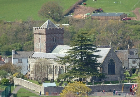Exterior image of 615298 Chudleigh, St Martin and St Mary