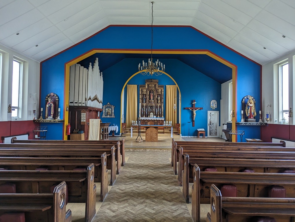 St Helen's, Athersley
