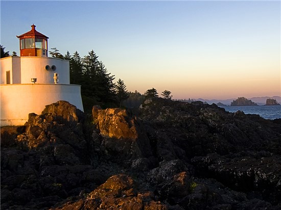 Looks like a lighthouse.
