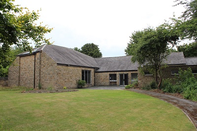 Exterior image of 646373 Leeds All Saints