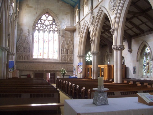 Interior image of 616225 Charlton Kings Holy Apostles